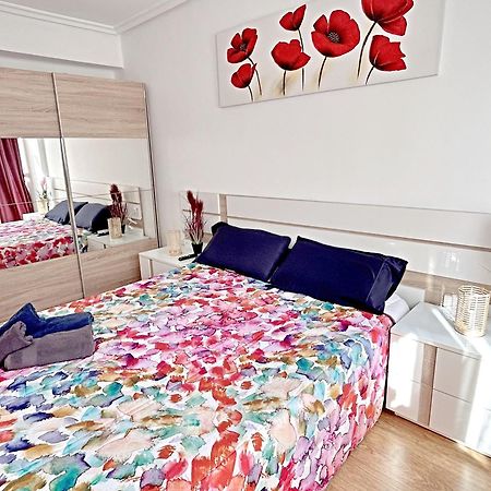 Nuevo Cerca Centro , Wifi Y Calefaccion Apartment Oviedo Bagian luar foto