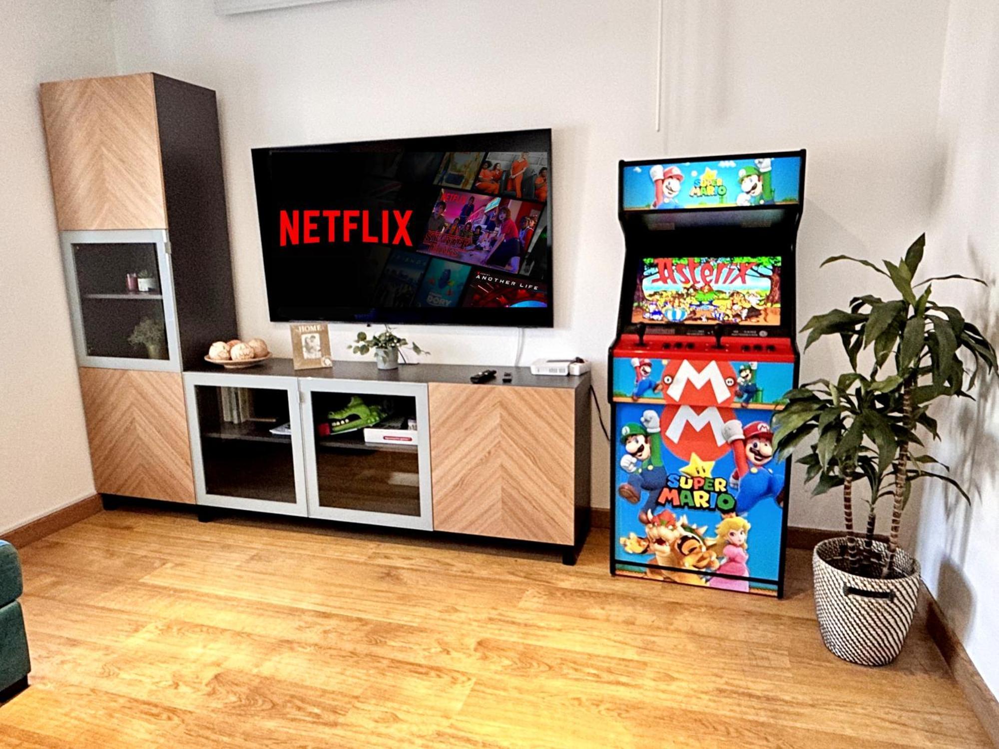 Nuevo Cerca Centro , Wifi Y Calefaccion Apartment Oviedo Bagian luar foto